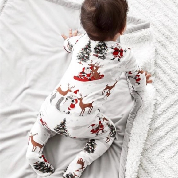 NWT Pottery Barn Kids Santa Nursery One-Piece Pajamas (size 6-12 months) - Picture 3 of 5